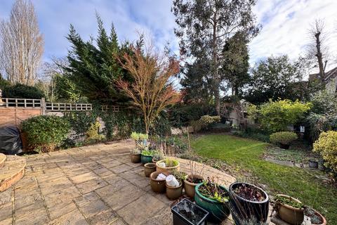 undefined, Ray Mill Road East, Maidenhead, Berkshire