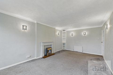 2 bedroom flat to rent, High Moor Court, Moortown, Leeds, LS17