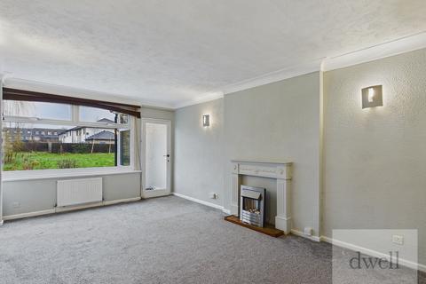 2 bedroom flat to rent, High Moor Court, Moortown, Leeds, LS17