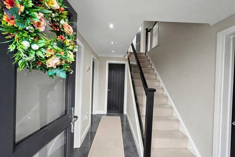 4 bedroom detached house for sale, Porth CF39