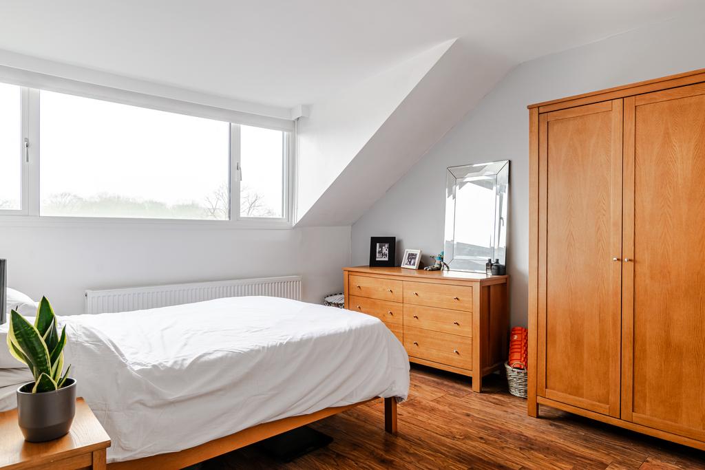Bedroom4