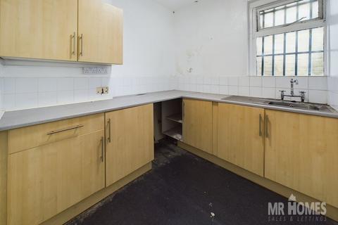 undefined, Broad Street, Barry, Barry, CF62