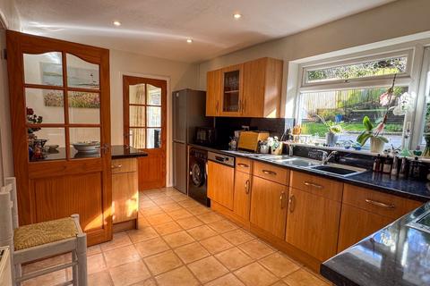 3 bedroom detached house for sale, Priory Road, Newbury, RG14