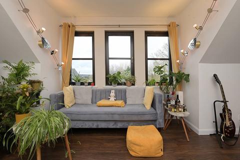 undefined, 166/11 Main Street, East Calder, Livingston, EH53 0HE