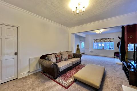 3 bedroom semi-detached house for sale, Chain Lane, Staining FY3
