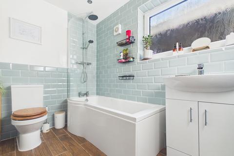 3 bedroom end of terrace house for sale, Main Street, Farcet, PE7