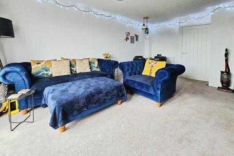 2 bedroom semi-detached house for sale, Goldfinch Edge, Cam, Dursley