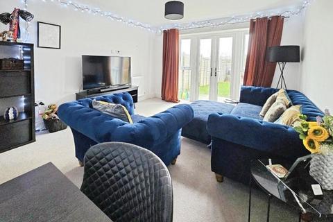 2 bedroom semi-detached house for sale, Goldfinch Edge, Cam, Dursley