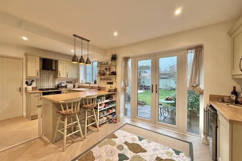 undefined, Roundhills Road, Halesowen