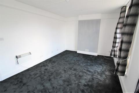 2 bedroom flat to rent, The Parade, Exmouth EX8
