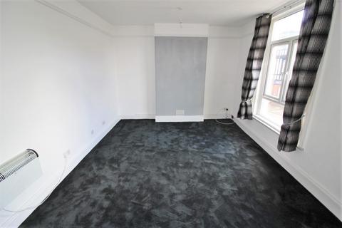 2 bedroom flat to rent, The Parade, Exmouth EX8