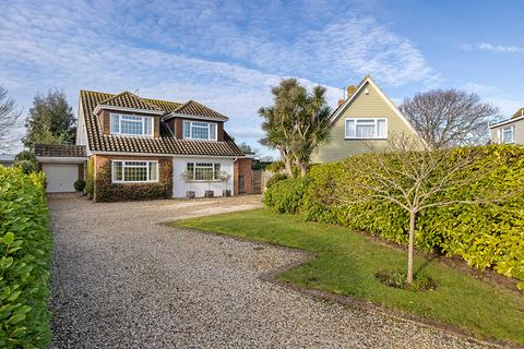 Regis Avenue, Aldwick Bay Estate, Aldwick, Bognor Regis, West Sussex PO21