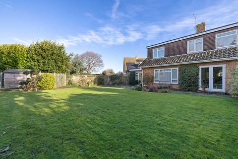 4 bedroom detached house for sale, Regis Avenue, Aldwick Bay Estate, Aldwick, Bognor Regis, West Sussex PO21