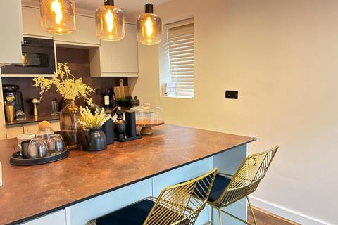 undefined, Larch Close, Warwickshire CV10