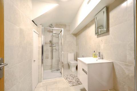 undefined, High Street, Central, Stratford-upon-Avon, CV37