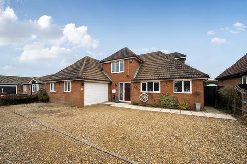 3 bedroom detached house for sale, Highfields, Westoning, MK45
