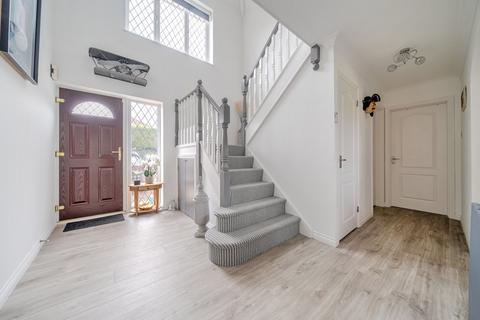 3 bedroom detached house for sale, Highfields, Westoning, MK45