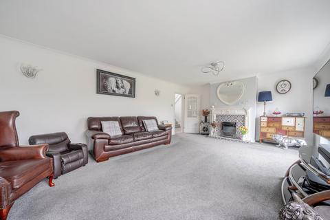 3 bedroom detached house for sale, Highfields, Westoning, MK45