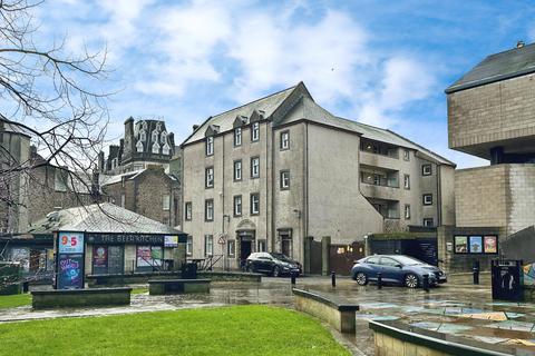undefined, Tay Square, Dundee, DD1