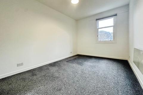 undefined, Tay Square, Dundee, DD1
