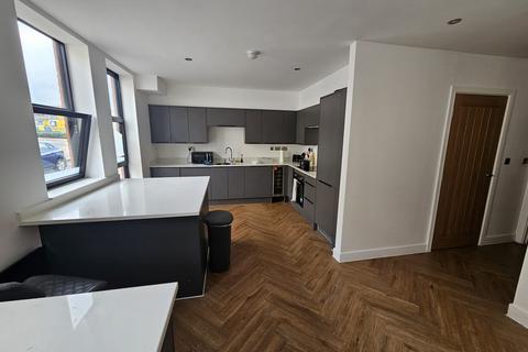 1 bedroom in a flat share to rent, Bond Street, Birmingham B19
