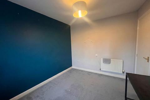3 bedroom end of terrace house for sale, Ironstone Crescent, Chapeltown, S35