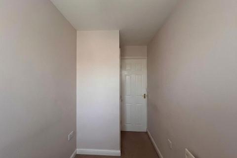 3 bedroom end of terrace house for sale, Ironstone Crescent, Chapeltown, S35