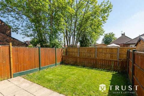2 bedroom terraced house to rent, Hope Street, Ossett, WF5