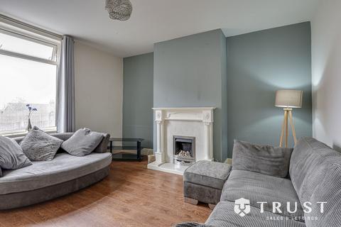 2 bedroom terraced house to rent, Hope Street, Ossett, WF5