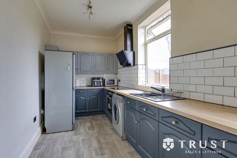 2 bedroom terraced house to rent, Hope Street, Ossett, WF5