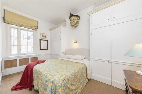 undefined, Bina Gardens, London SW5