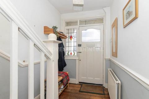 4 bedroom semi-detached house for sale, Malden Hill Gardens, New Malden