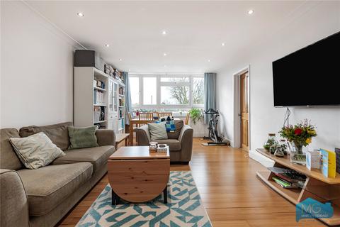 2 bedroom apartment for sale, High Road, London, N20