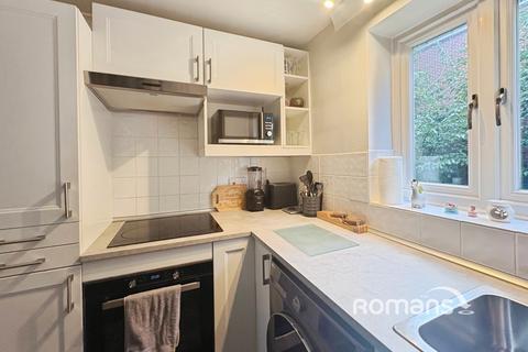 1 bedroom apartment for sale, Thornfield Green, Blackwater, Camberley