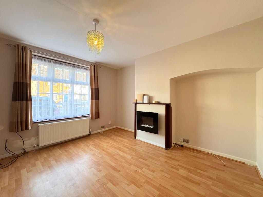 Lounge/dining area