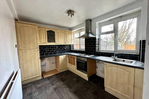 3 bedroom semi-detached house for sale, Beech Road, Wednesbury WS10