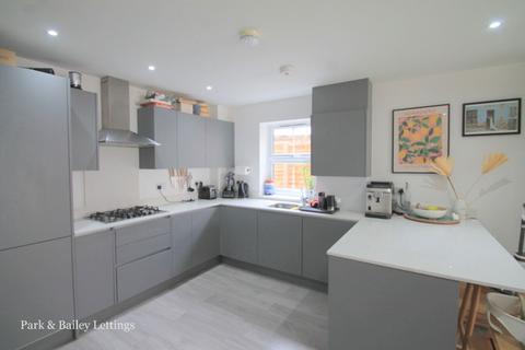 undefined, South Drive, Coulsdon CR5