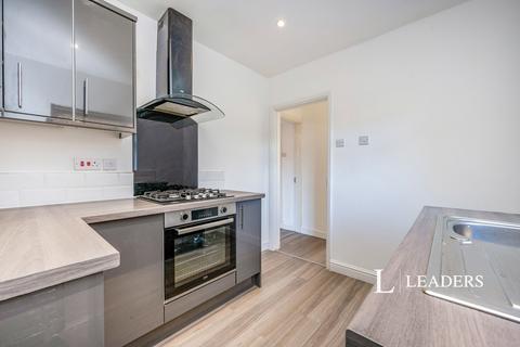 3 bedroom semi-detached house to rent, Chantry Road, Kempston, Bedford, MK42