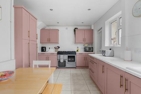 undefined, Weavers Road, Cirencester, Gloucestershire, GL7