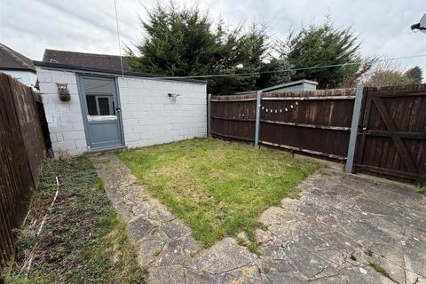 3 bedroom end of terrace house for sale, Cowden Road, Orpington