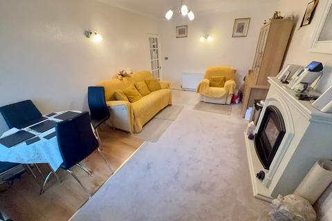 2 bedroom apartment for sale, Avenue Road, Torquay
