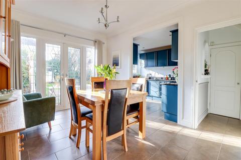 undefined, Highlands Boulevard, Leigh-On-Sea SS9