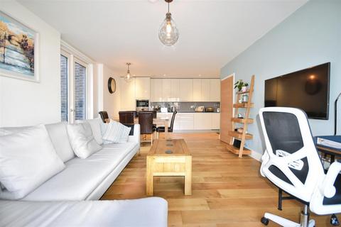 undefined, Commerce Road, Brentford