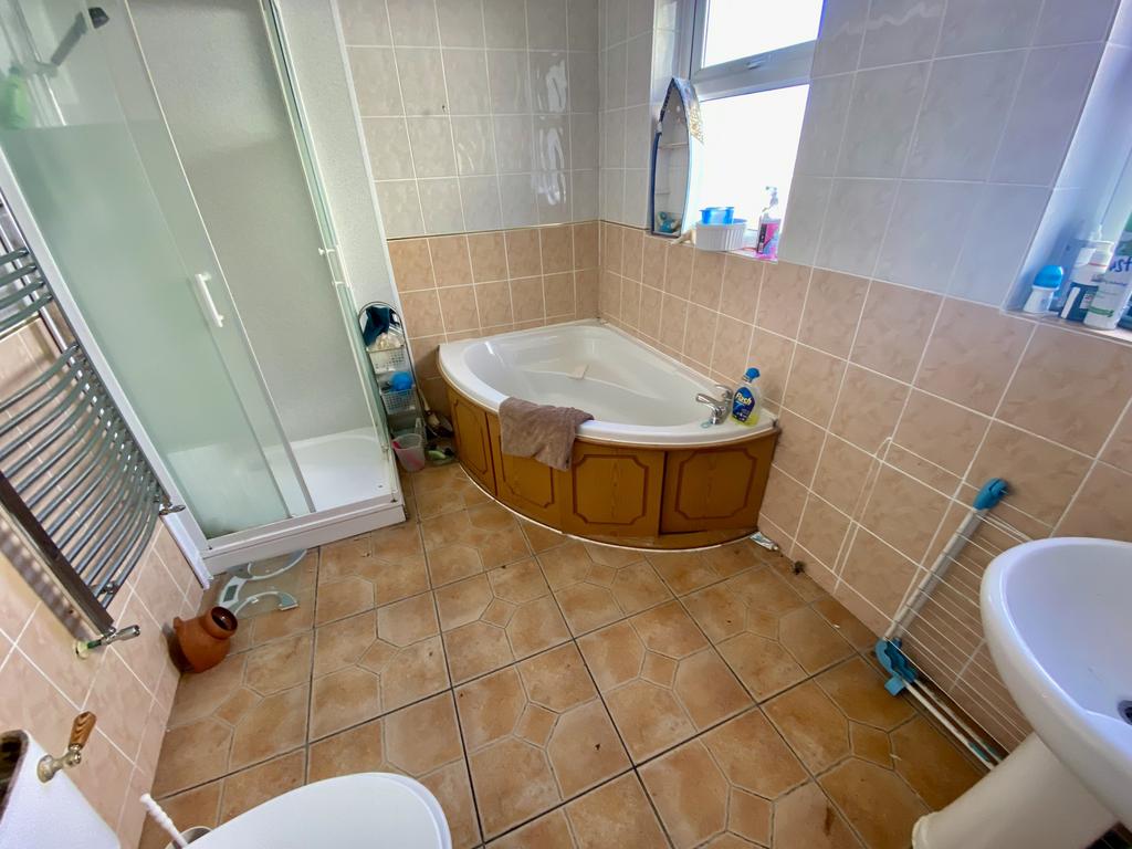 Bathroom yarborough