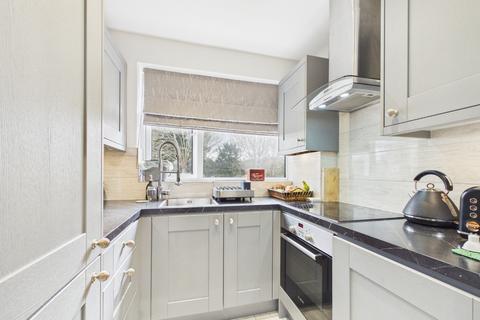 2 bedroom maisonette for sale, Bromley, Kent BR2