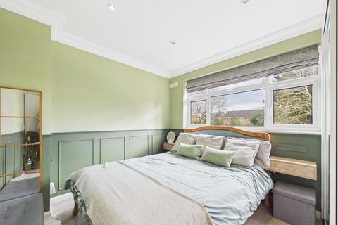 2 bedroom maisonette for sale, Bromley, Kent BR2