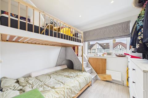 2 bedroom maisonette for sale, Bromley, Kent BR2