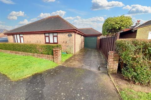 2 bedroom detached bungalow for sale, West View Drive, Yapton