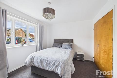 1 bedroom apartment to rent, Old Fives Court, Burnham, Bucks, SL1