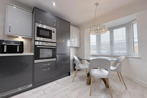 undefined, Heol Ty Aberaman, Aberdare CF44